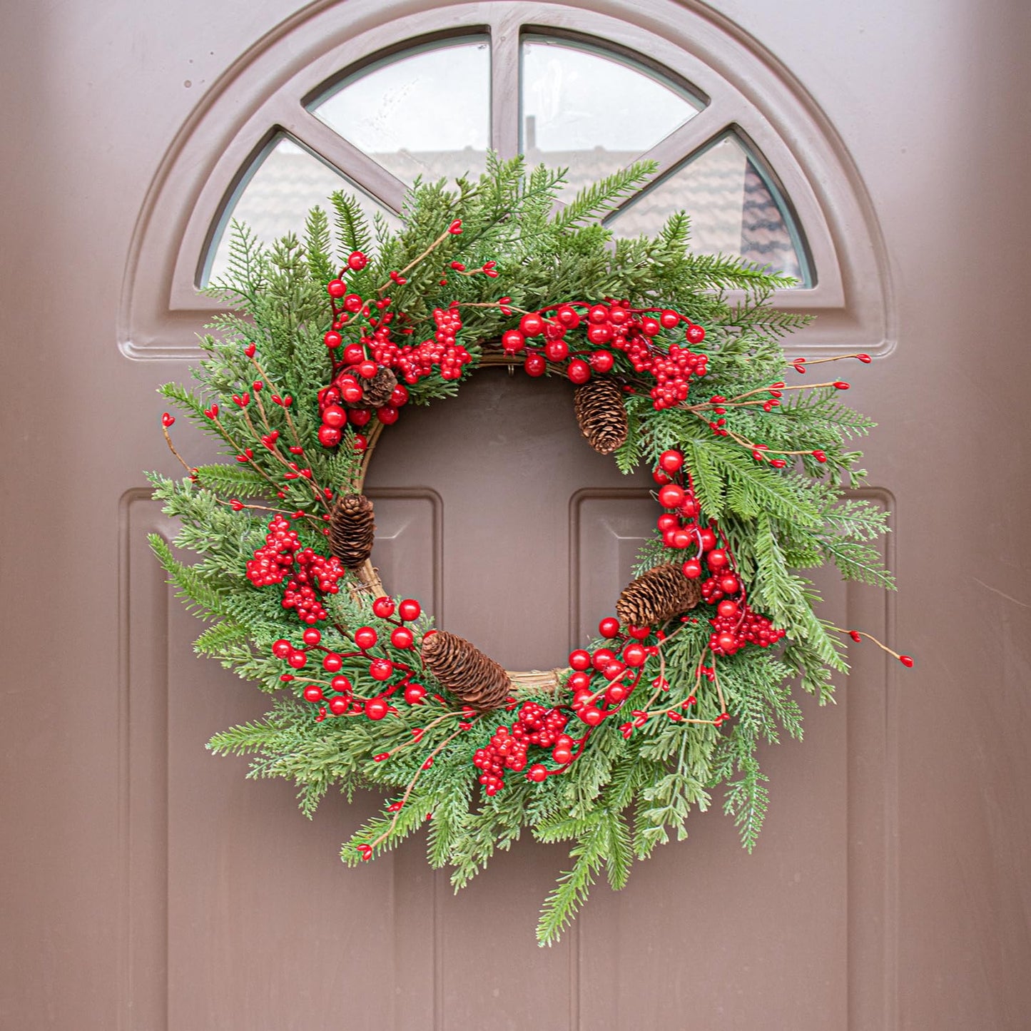 Artificial Christmas Wreath 22 Inch Christmas Wreaths for Front Door Winter Wreath with Red Berries Pine Cones Needles for Indoor Outdoor Xmas Winter Holidays